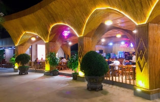 Quán Ăn Gia Đình