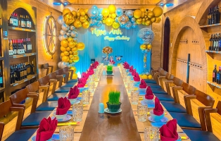 Tổ chức sự kiện