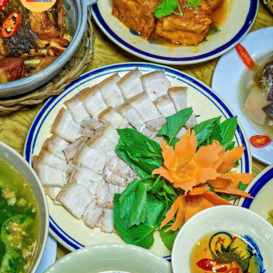 Ba chỉ luộc